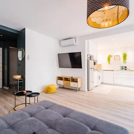 T3 Moderne Avec Terrasse Proche Centre *