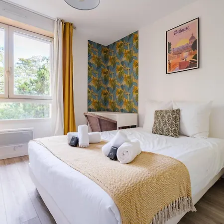 T3 Moderne Avec Terrasse Proche Centre Апартаменты